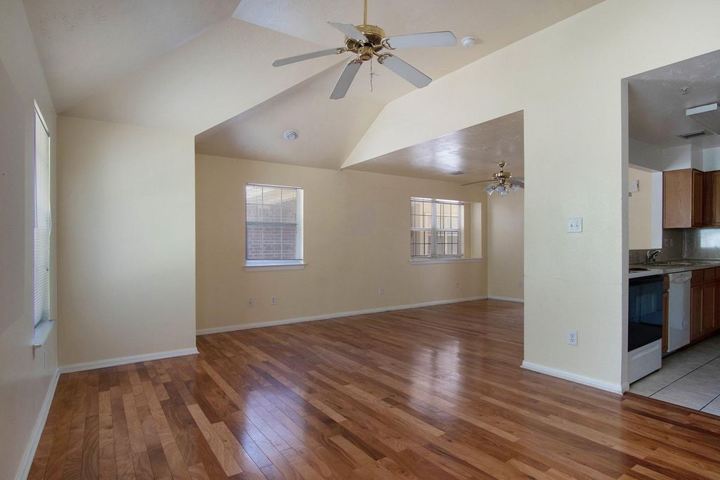 1209 Lovett Street 1209, Tomball, TX 77375
