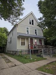 1732 N 33rd STREET, Milwaukee, WI 53208