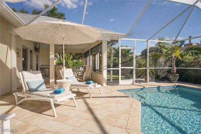 60 4th ST, Bonita Springs, FL 34134