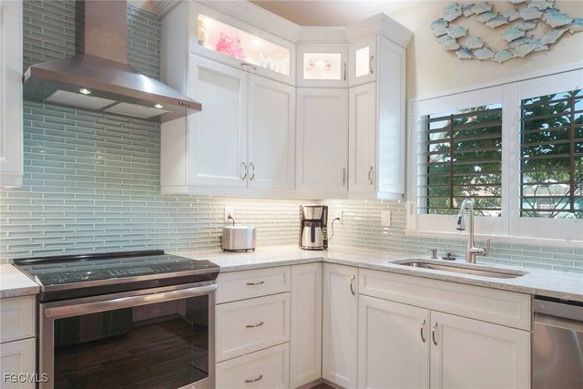 60 4th ST, Bonita Springs, FL 34134