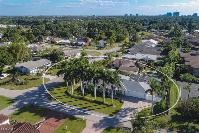 60 4th ST, Bonita Springs, FL 34134