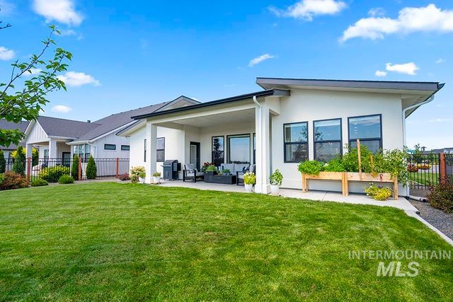 8059 W Corinthia St, Eagle, ID 83616