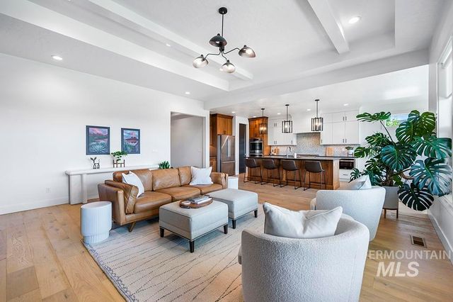 8059 W Corinthia St, Eagle, ID 83616