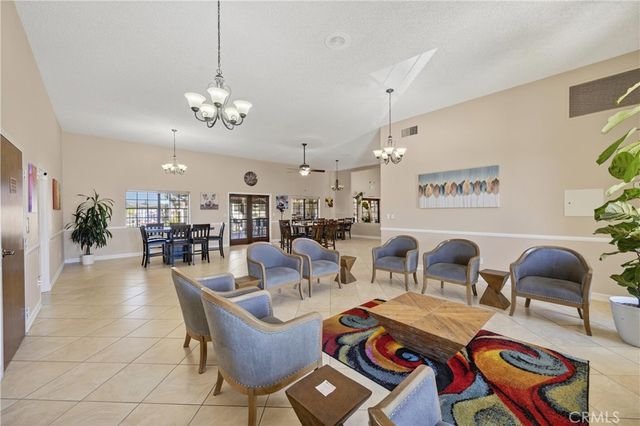 910 Deerwood, San Jacinto, CA 92583