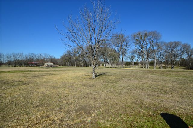 4881 White Rock, Lone Oak, TX 75453