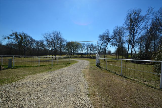 4881 White Rock, Lone Oak, TX 75453