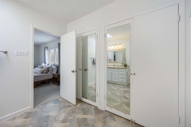 2230 S Piney Point Road 206, Houston, TX 77063