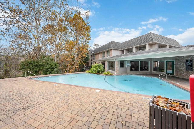 2230 S Piney Point Road 206, Houston, TX 77063