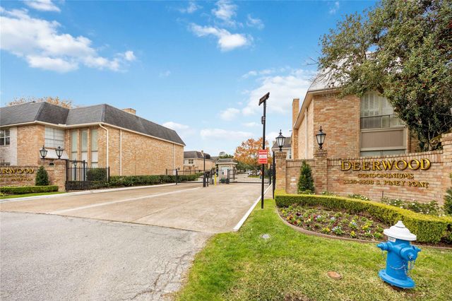 2230 S Piney Point Road 206, Houston, TX 77063