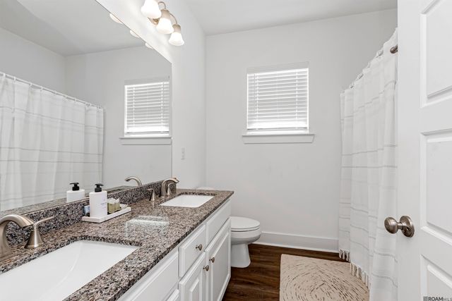 609 Lake Shelf Dr, Baton Rouge, LA 70820