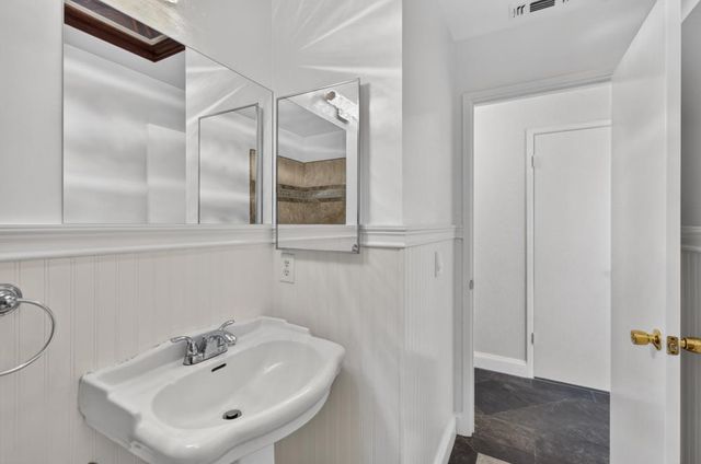 3041 Twin Creeks Ln, Rocklin, CA 95677