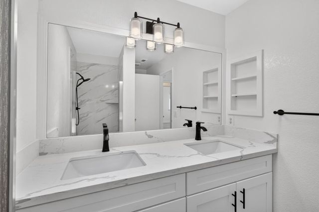 3041 Twin Creeks Ln, Rocklin, CA 95677