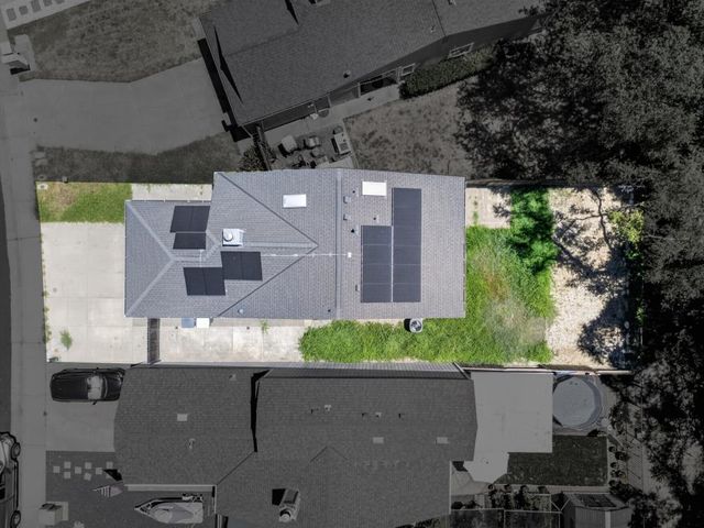 3041 Twin Creeks Ln, Rocklin, CA 95677