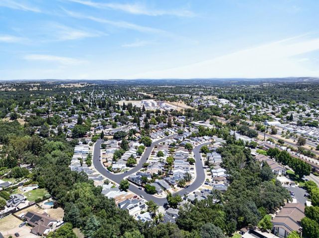 3041 Twin Creeks Ln, Rocklin, CA 95677