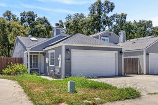 3041 Twin Creeks Ln, Rocklin, CA 95677