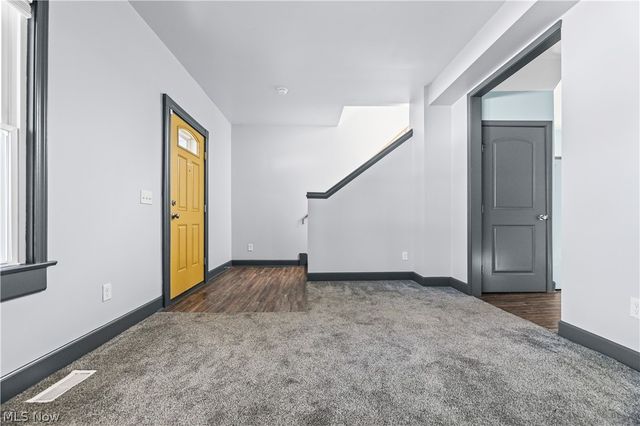 516 Inman Street, Akron, OH 44306