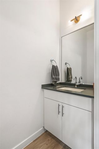 4801 Springdale RD 1005, Austin, TX 78723