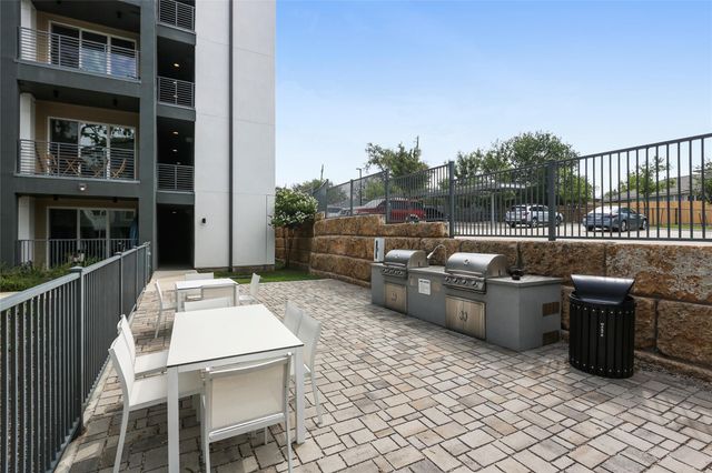 4801 Springdale RD 1005, Austin, TX 78723