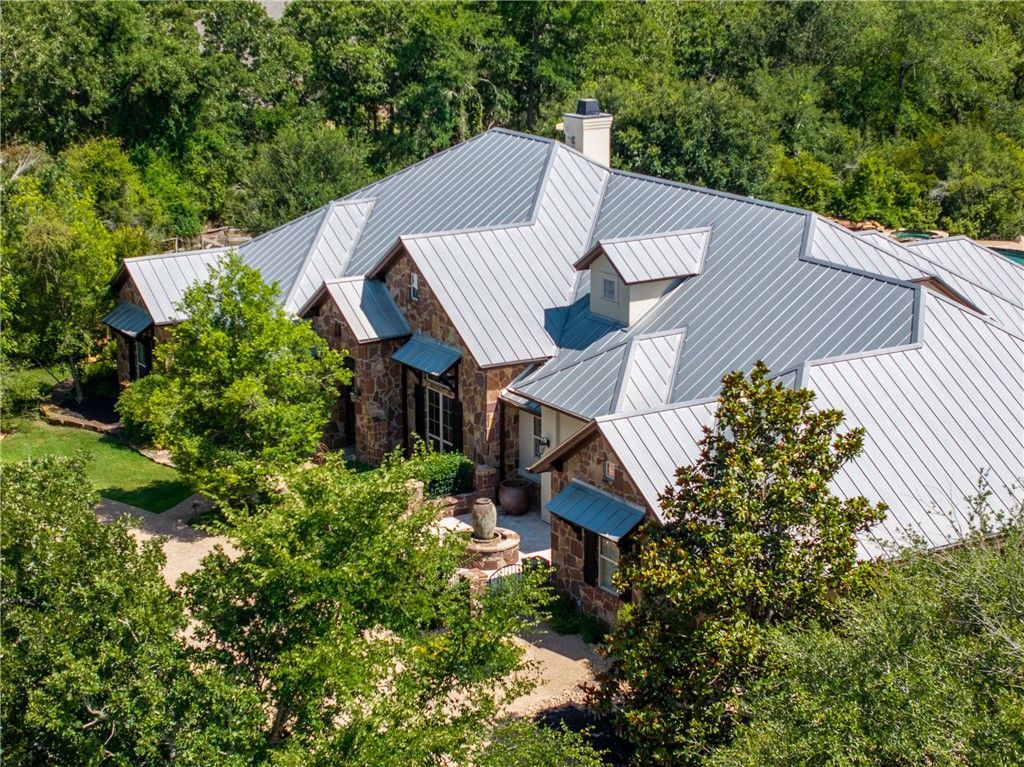 17288 Indian Lakes Drive, College Station, TX 77845