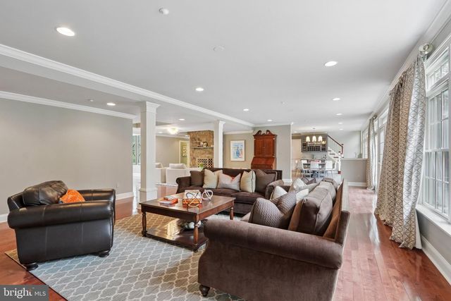 209 E WELSH RD, Ambler, PA 19002