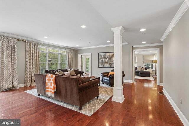 209 E WELSH RD, Ambler, PA 19002