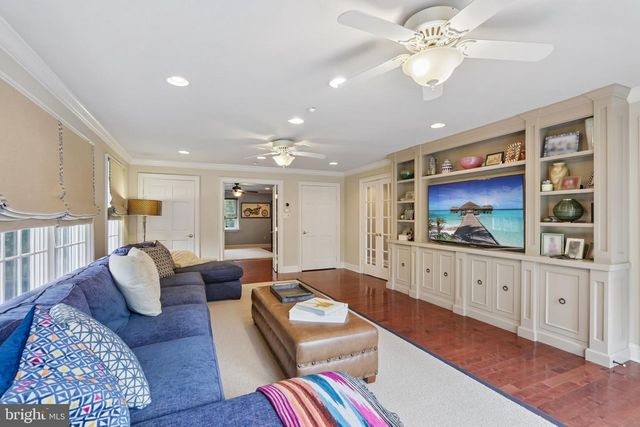 209 E WELSH RD, Ambler, PA 19002