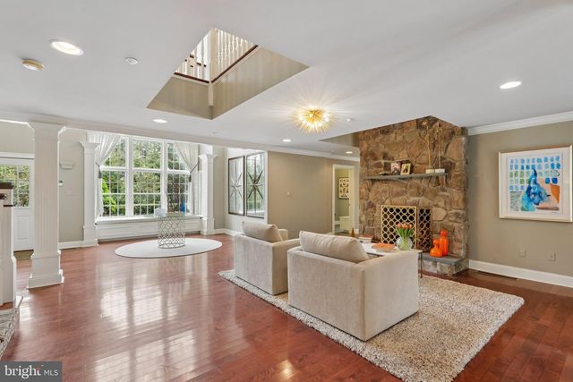 209 E WELSH RD, Ambler, PA 19002