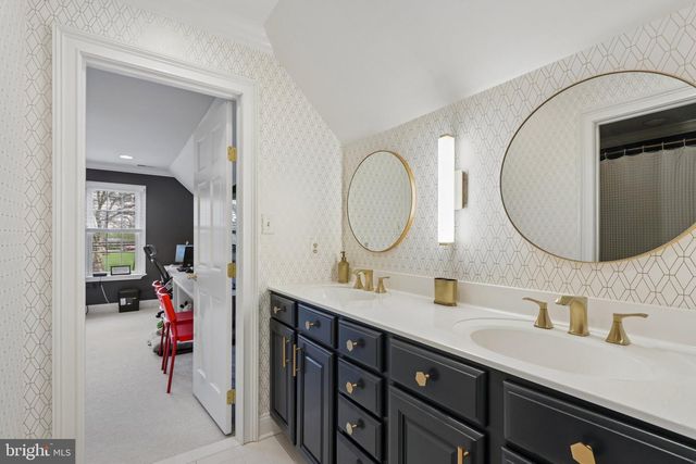 209 E WELSH RD, Ambler, PA 19002