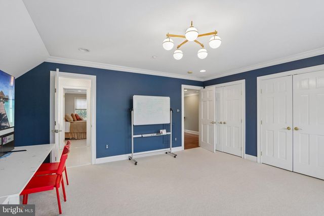 209 E WELSH RD, Ambler, PA 19002