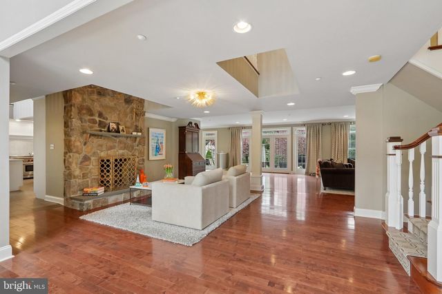 209 E WELSH RD, Ambler, PA 19002