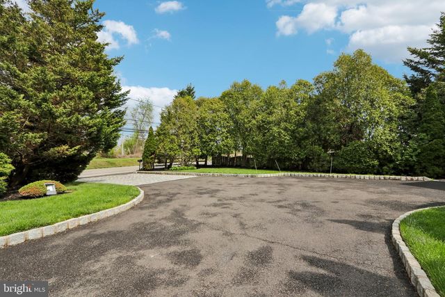 209 E WELSH RD, Ambler, PA 19002