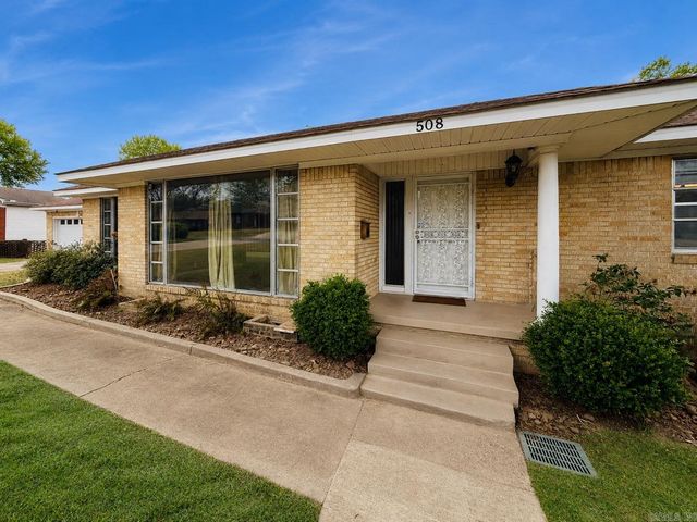 508 W A Avenue, North Little Rock, AR 72116