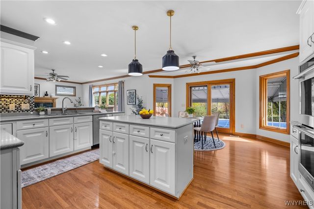 5815 Forest Creek Drive, Clarence, NY 14051