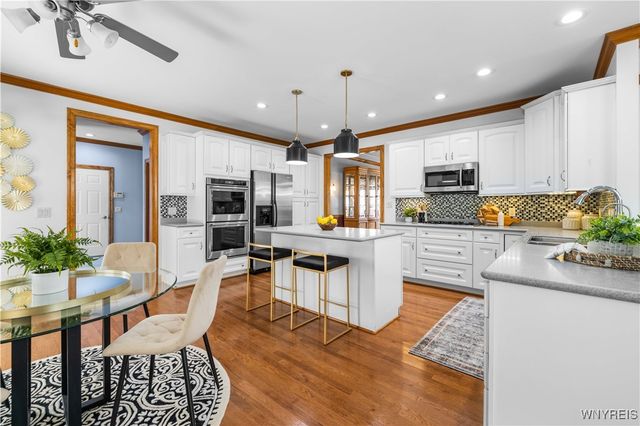 5815 Forest Creek Drive, Clarence, NY 14051