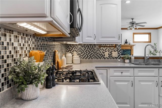 5815 Forest Creek Drive, Clarence, NY 14051