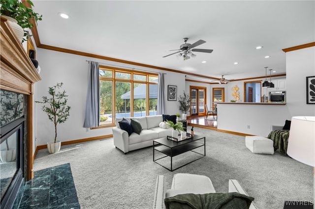 5815 Forest Creek Drive, Clarence, NY 14051