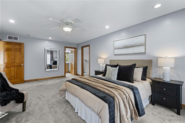 5815 Forest Creek Drive, Clarence, NY 14051