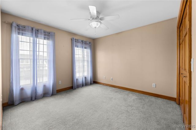 5815 Forest Creek Drive, Clarence, NY 14051