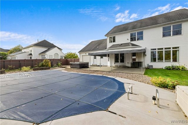 5815 Forest Creek Drive, Clarence, NY 14051