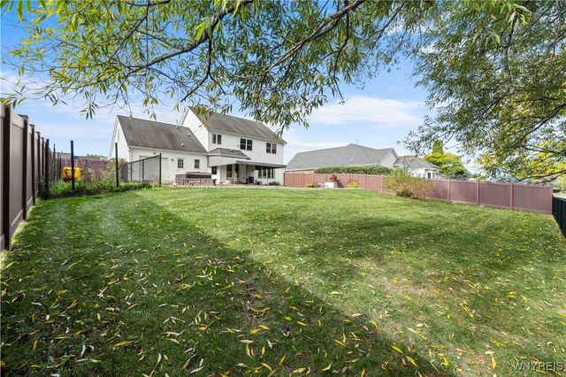 5815 Forest Creek Drive, Clarence, NY 14051