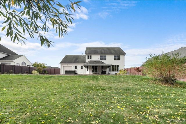 5815 Forest Creek Drive, Clarence, NY 14051