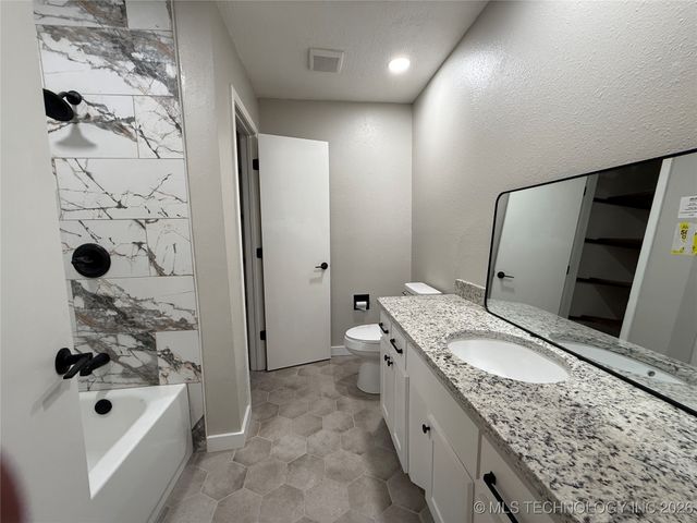 1320 Jennings Street, Muskogee, OK 74403