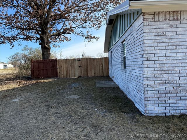 1320 Jennings Street, Muskogee, OK 74403