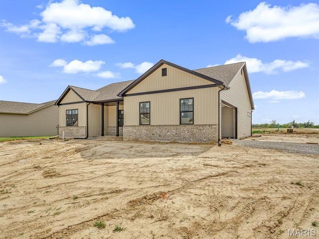 951 Forbs Drive, Waterloo, IL 62298