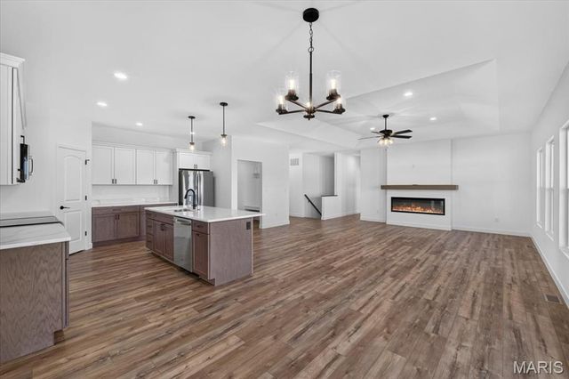 951 Forbs Drive, Waterloo, IL 62298