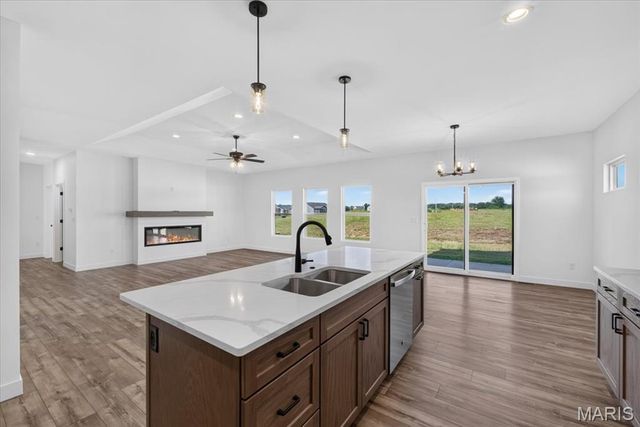 951 Forbs Drive, Waterloo, IL 62298
