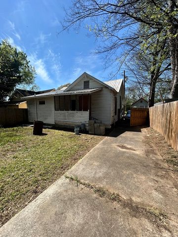 3212 6th Avenue, Columbus, GA 31904