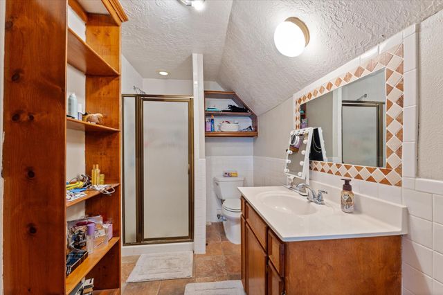 10 Wellington Lane, Conroe, TX 77304