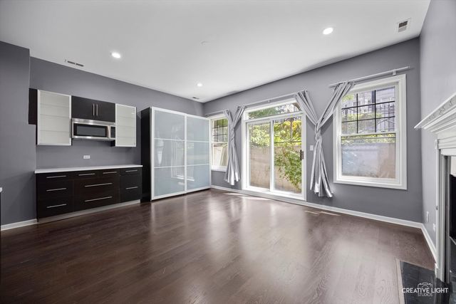 3312 W Beach Avenue 1, Chicago, IL 60651