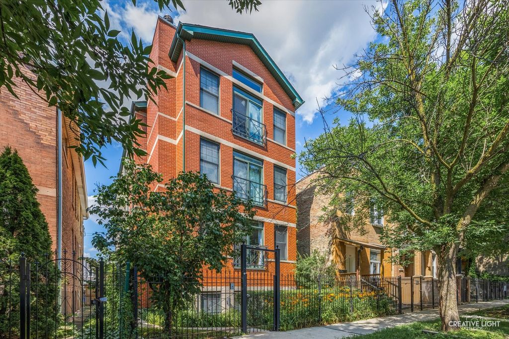 3312 W Beach Avenue 1, Chicago, IL 60651